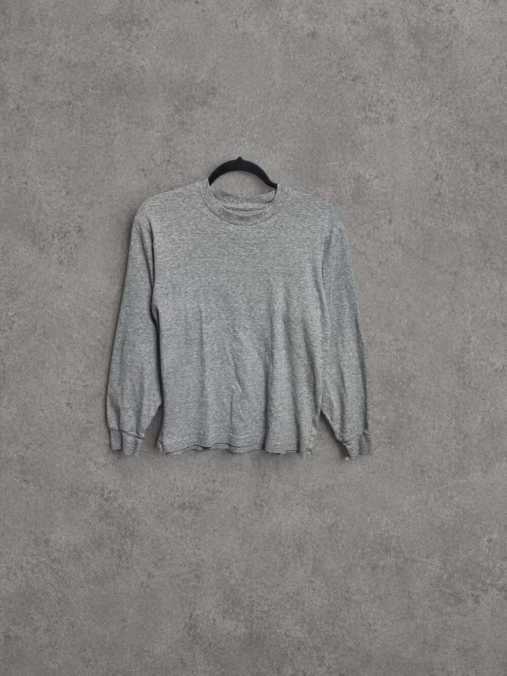 Uniqlo Long Sleeve T-Shirt